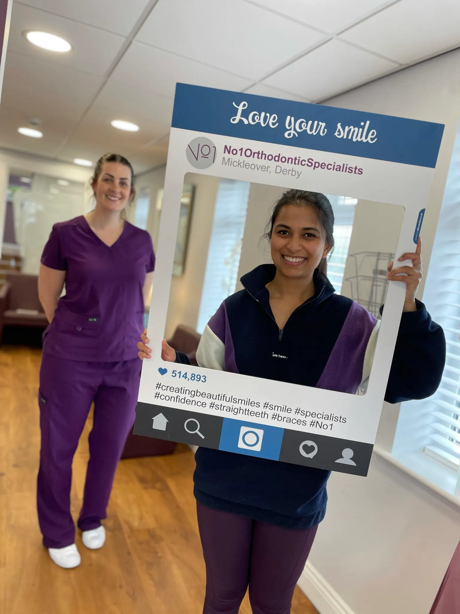 A patient smiling after orthodontic treatment at No1 (22 of 38)